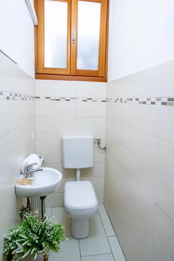 Ca' Ormesini Lovely Apartment Venice 0*,  Italy